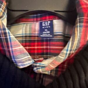 GAP Boys XL-Multicolor Plaid Button Down Shirt/Cable-knit Sweater set black